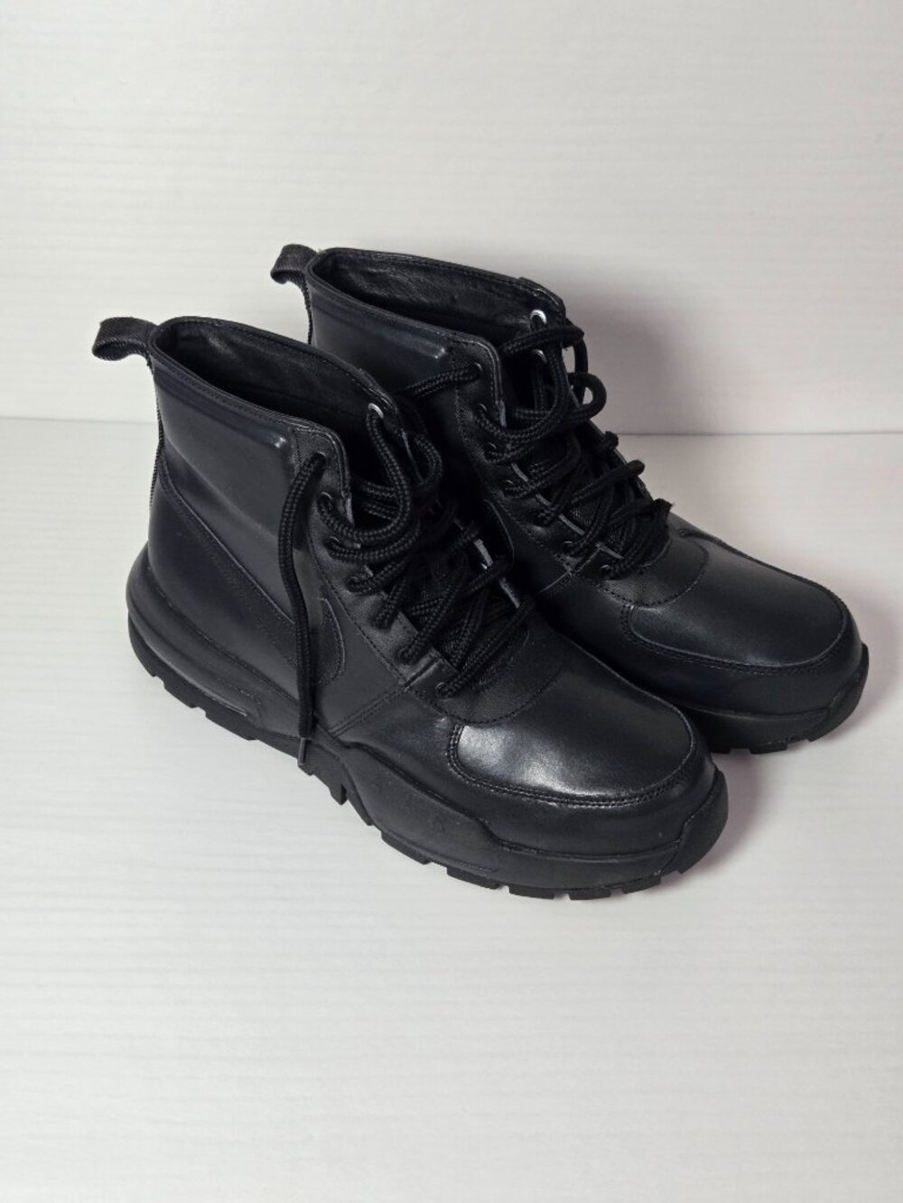 Nike Manoa Leather SE 'Black' Men's Boots | Size 11 | Black | Great Condition